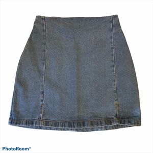 Brandy Melville denim cara skirt